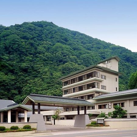 Ryokan Kinranso Hanayama Kōriyama Esterno foto